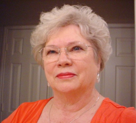 Lola Scott Photo 5