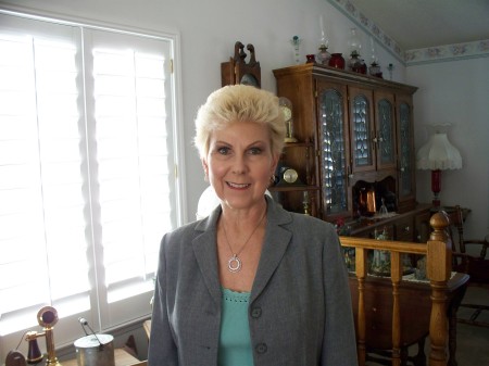 Sally Richmond Photo 17