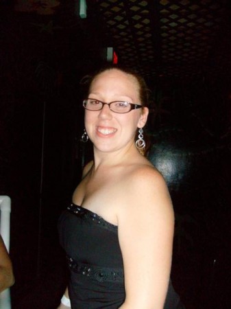 Kelly Hook Photo 26