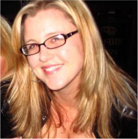 Heather Holmes Photo 41