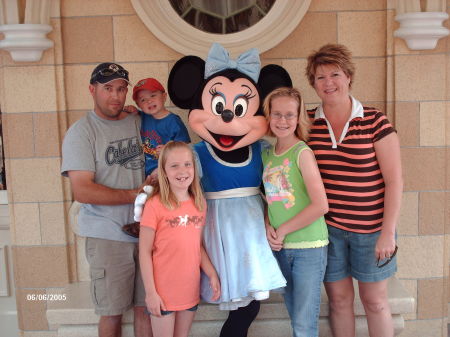 Lori Fisher Photo 23