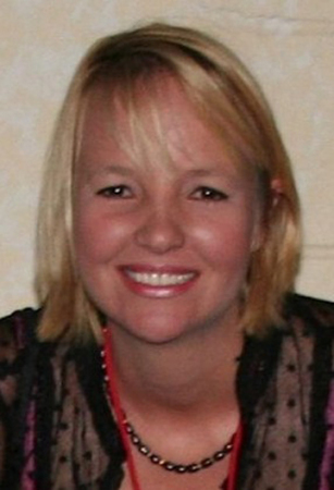 Holly Blagg Photo 1