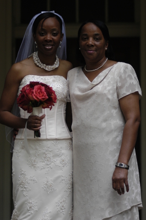 Bernice Perry Photo 18