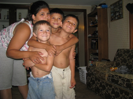 Julia Solis Photo 19