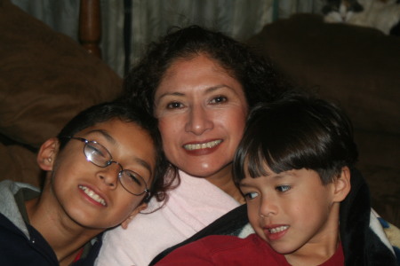 Cynthia Saldana Photo 4