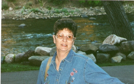 Elva Anderson Photo 3