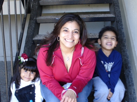 Stephanie Pena Photo 10