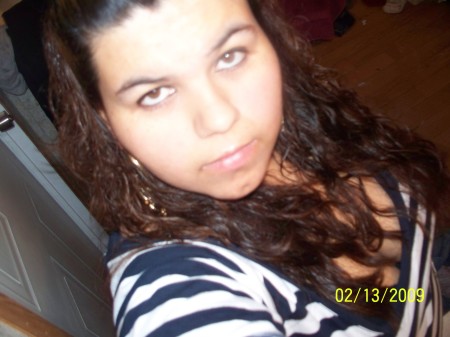 Anita Flores Photo 3