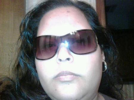 Anita Flores Photo 2
