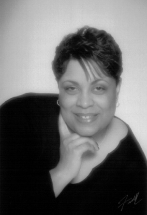 Denise Richardson Photo 13
