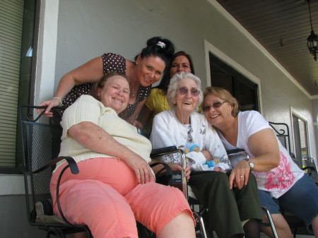 Doris Ray Photo 9