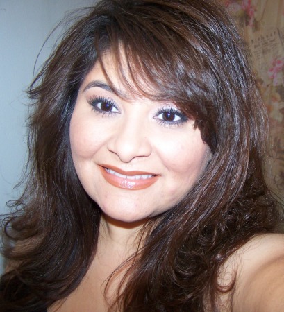 Michelle Arevalo Photo 24