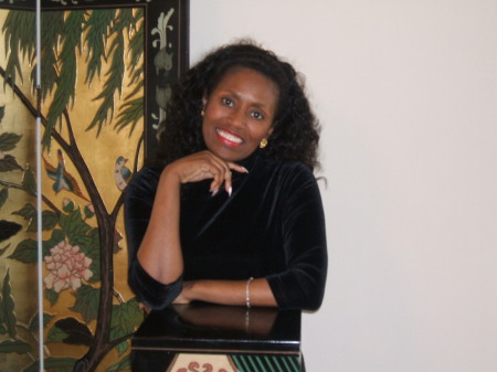 Vivian Hall Photo 3