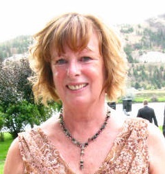 Suzanne Craig Photo 11