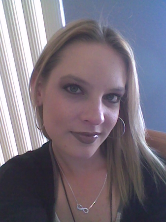 Amy Wilson Photo 20