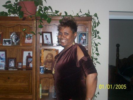 Pamela Hollis Photo 20