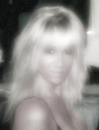 Janet Shores Photo 4