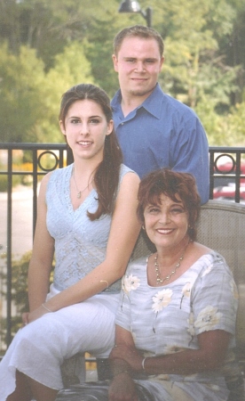 Connie Barker Photo 7