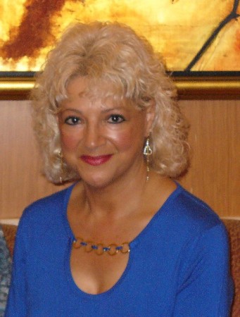 Suzanne Michael Photo 19