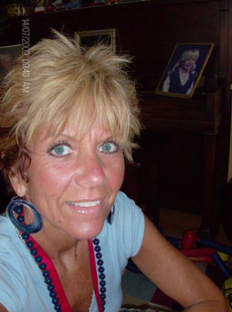 Lynette Reid Photo 8