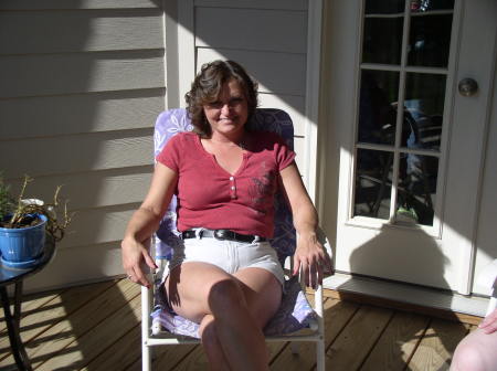 Beth Cunningham Photo 6