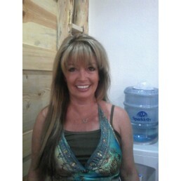 Vicki Christensen Photo 9