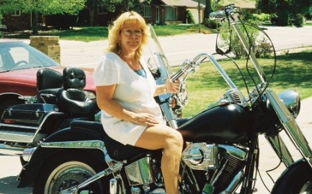 Debbie Janzen Photo 15