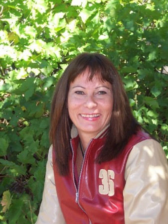 Jennifer Shives Photo 9