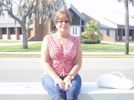 Vickie Gardner Photo 12