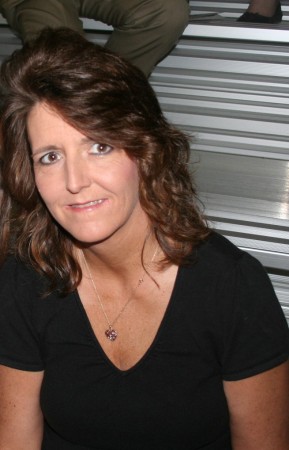 Lisa Hardin Photo 10