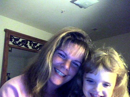 Elizabeth Fisher Photo 36