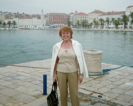 Sharron Nichols Photo 2