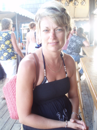 Ronni Elliott Photo 1