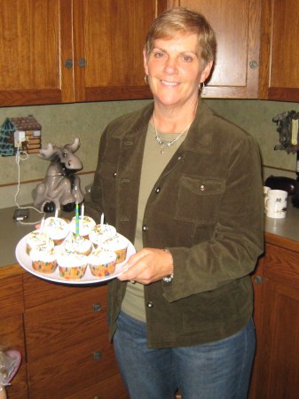 Lynn Cooper Photo 12