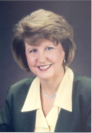 Linda Finn Photo 10