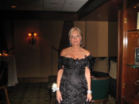 Linda Colombo Photo 6