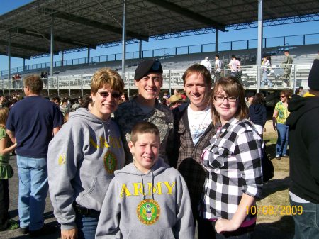 Shannon Griffith Photo 16
