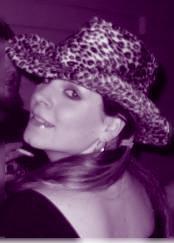 Sara Heath Photo 3