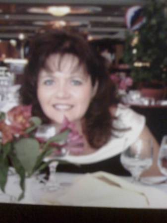Renee Avery Photo 3