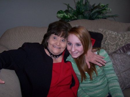 Julia Williams Photo 35