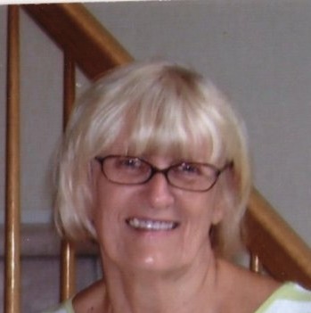 Lorraine West Photo 25