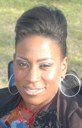 Lisa Gaines Photo 8