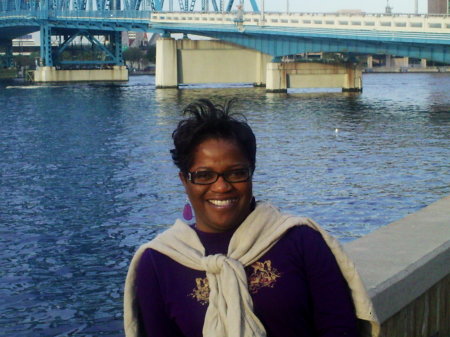 Pamela Ray Photo 12