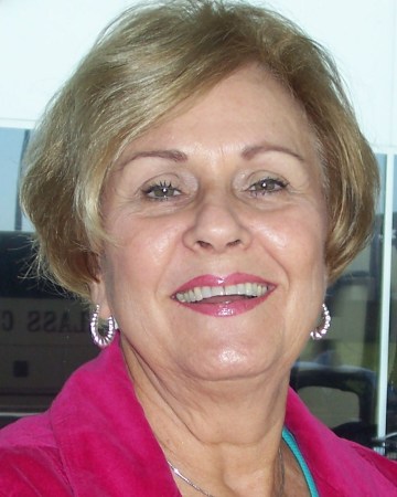 Shirley Parker Photo 30