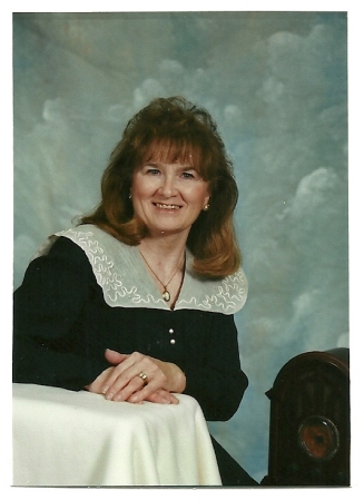 Linda Rakes Photo 6