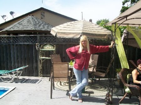 Tracy Grover Photo 15