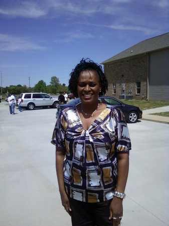 Carol Groves Photo 13