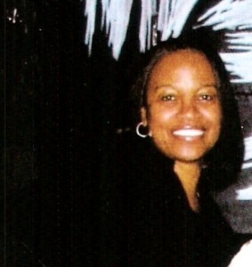 Nora Scott Photo 16