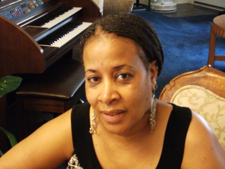 Victoria Parker Photo 2