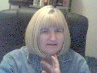 Deborah Cairns Photo 13